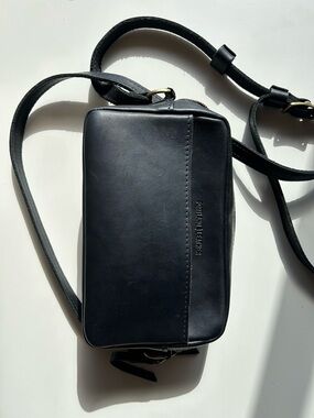 Portland Leather Black Leather Crossbody Toaster/Camera Bag with Stitched Detail